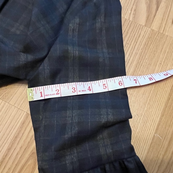 Zara "Black Watch'" (M) jacket with ruffle sleeves and rhinestone button - Picture 16 of 16